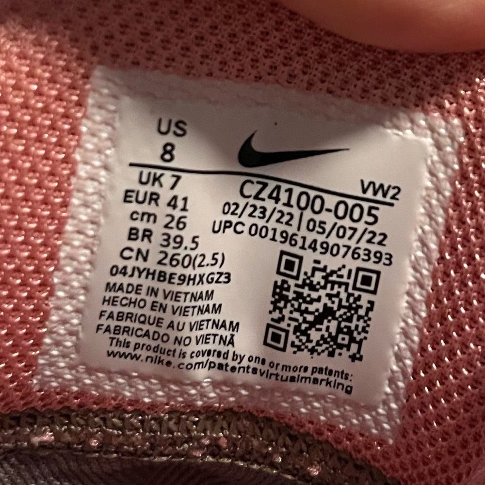 Nike Women's Pink and Gray Athletic Shoes (See description) - Picture 6 of 7